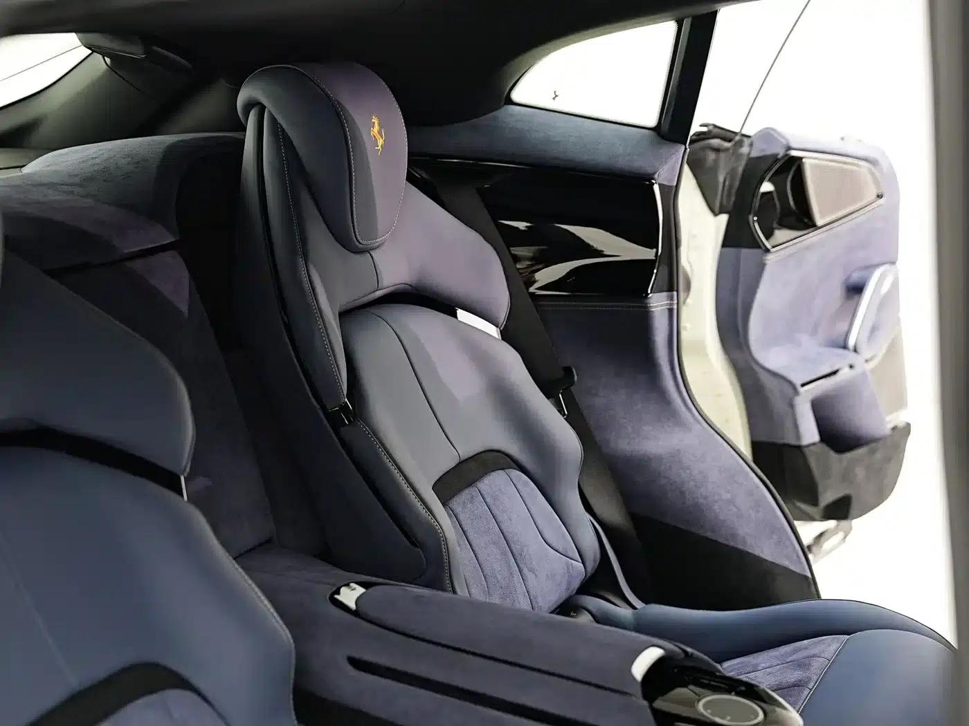 2023 Purosangue 6.5L V12 — миниатюра 16