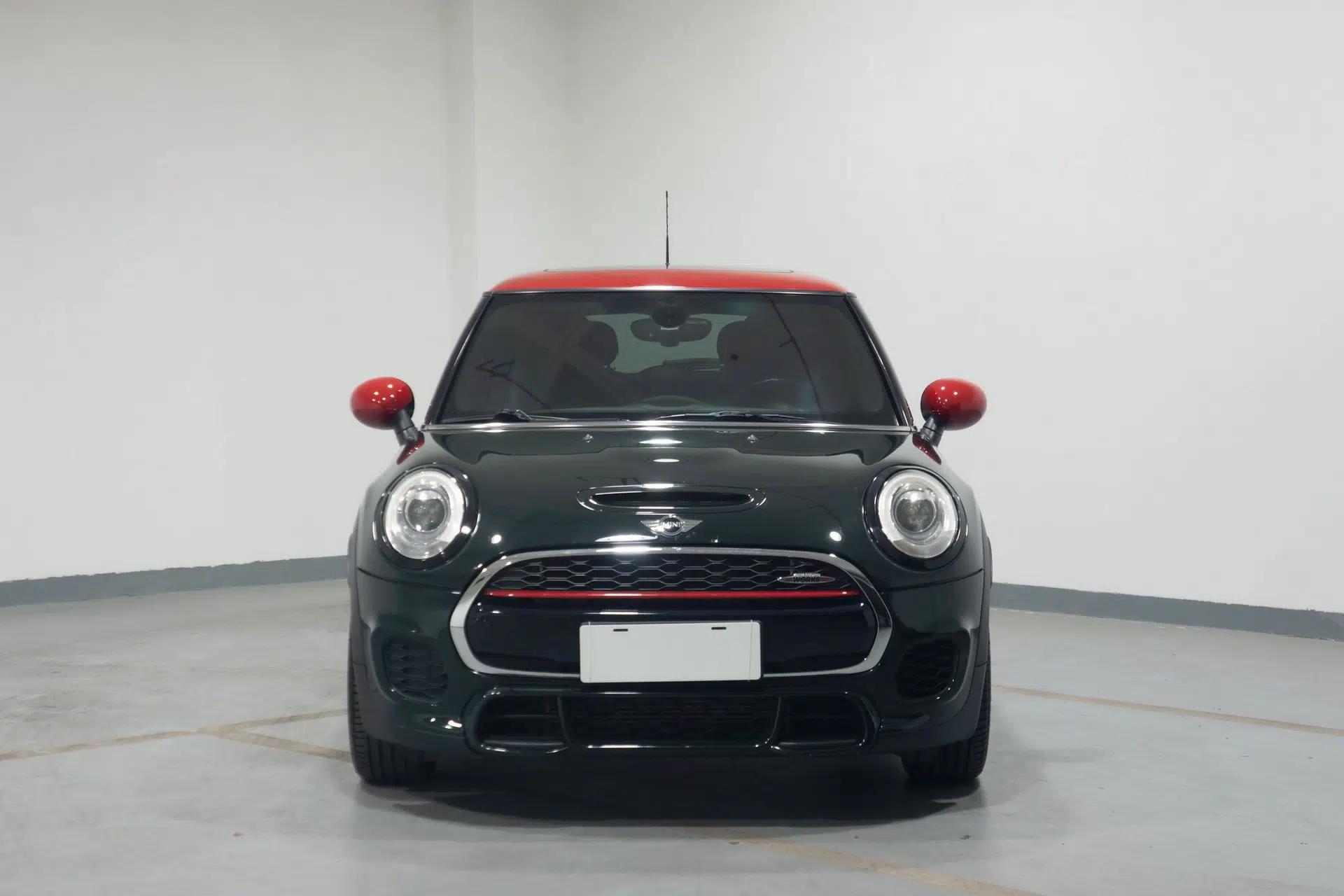 MINI JCW 2017 2.0T JOHN COOPER WORKS — миниатюра 2