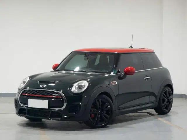 MINI JCW 2017 2.0T JOHN COOPER WORKS