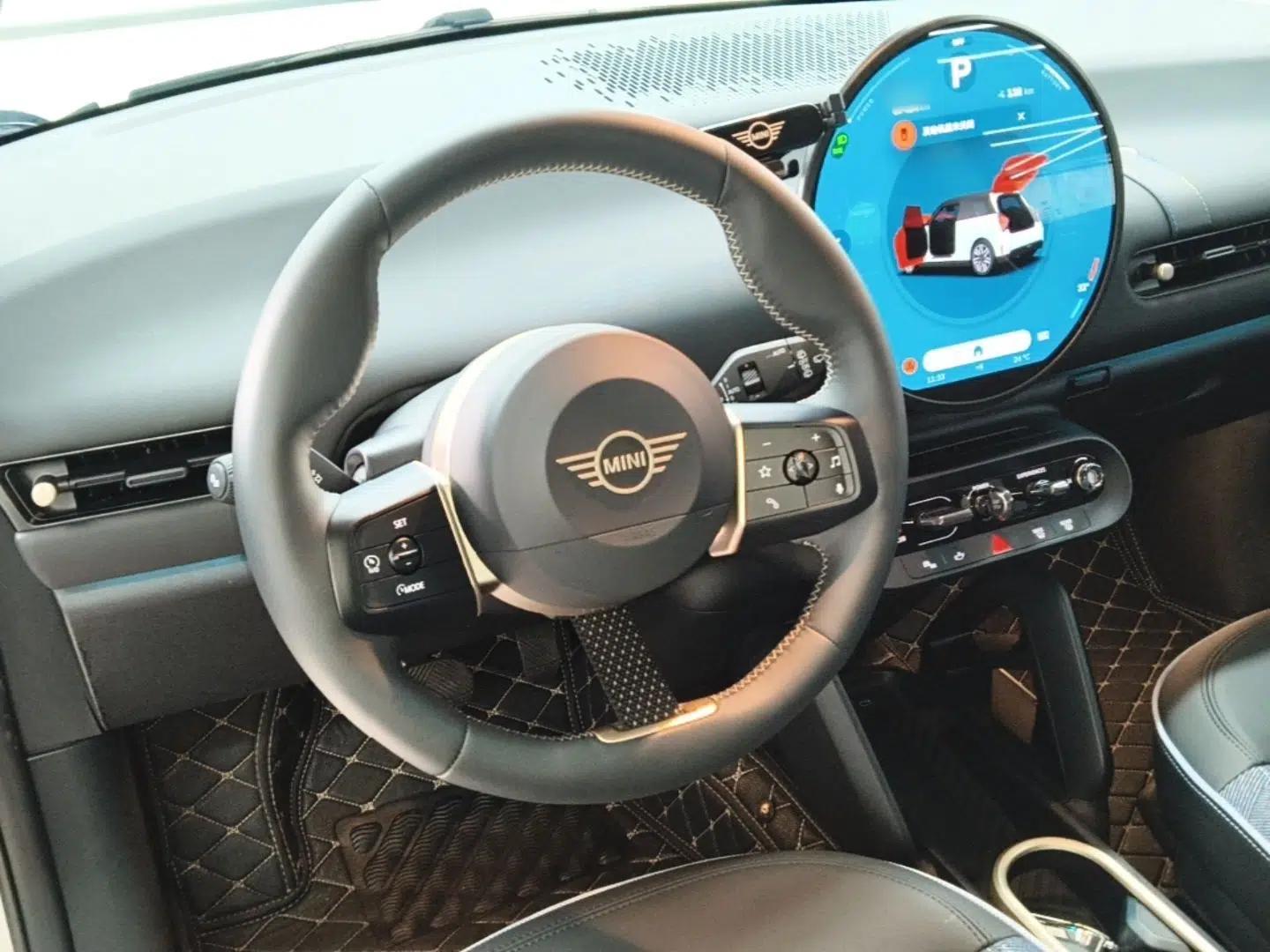 MINI Electric COOPER 2025 456km COOPER E Classic Style — миниатюра 14