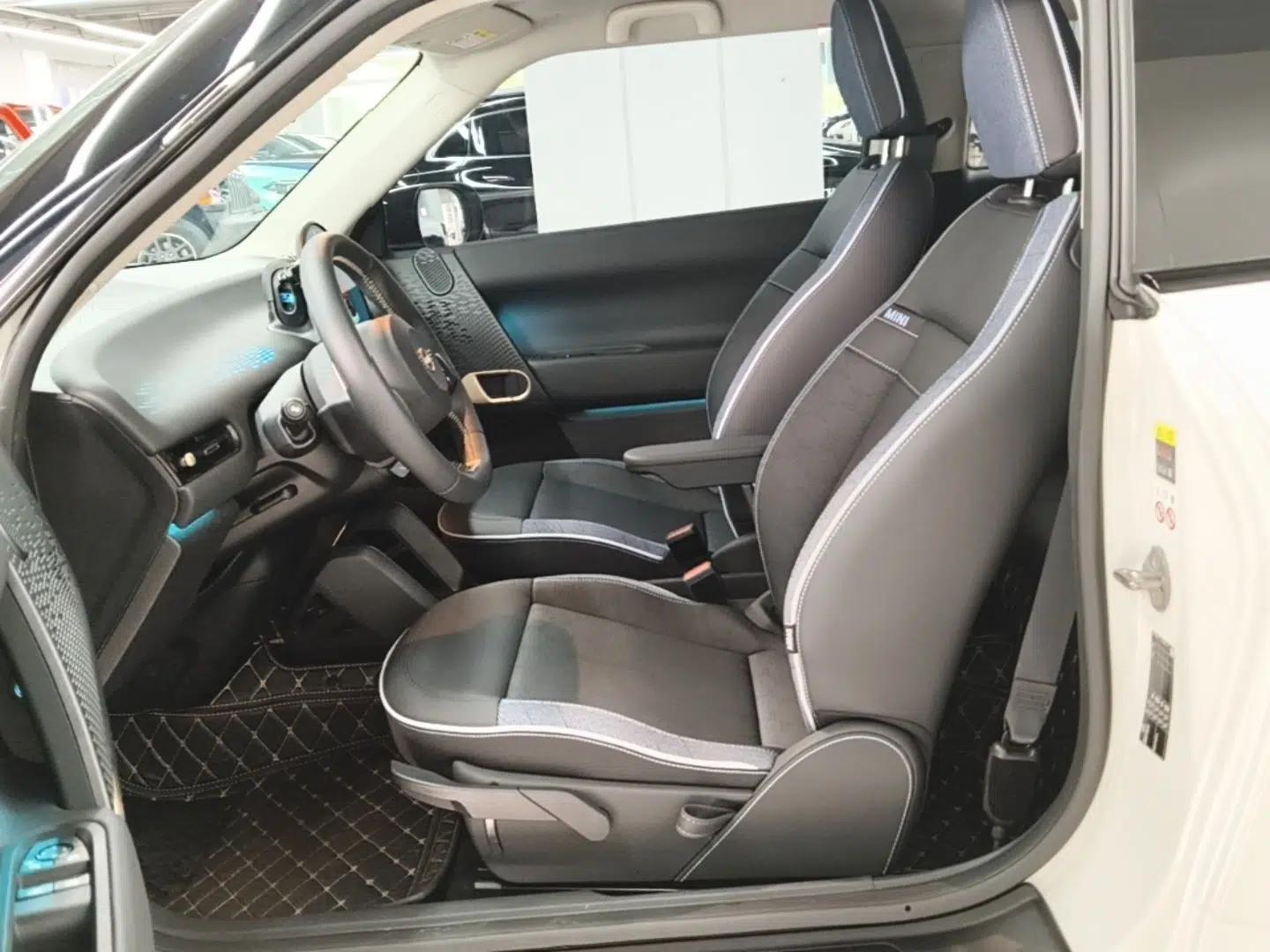 MINI Electric COOPER 2025 456km COOPER E Classic Style — миниатюра 18