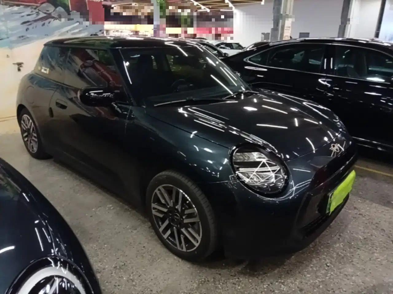 MINI Electric COOPER 2024 456km COOPER E Classic Edition — миниатюра 3