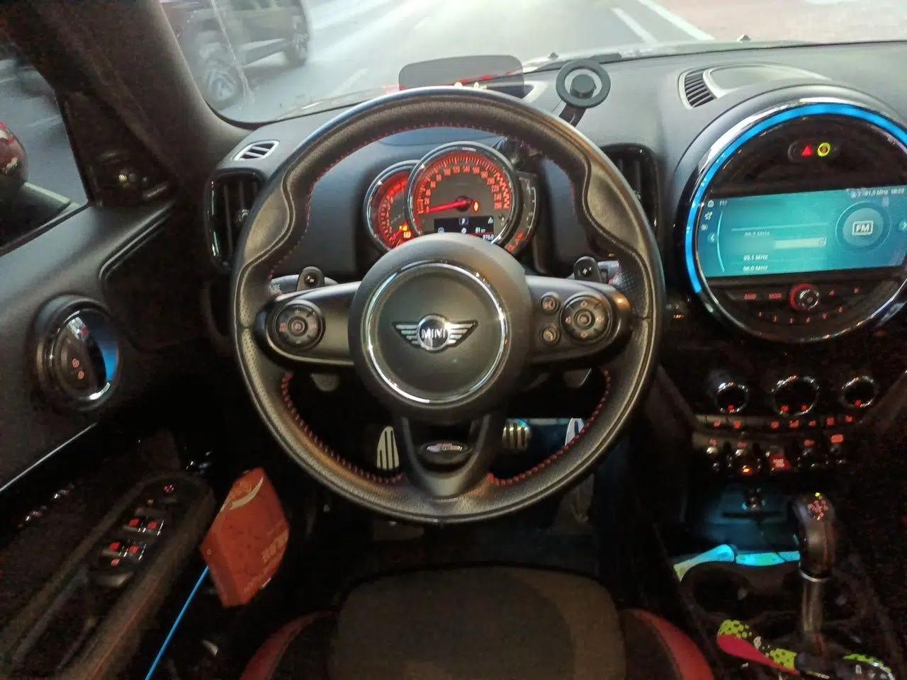 MINI JCM COUNTRYMAN 2018 2.0T JOHN COOPER WORKS ALL-IN — миниатюра 11