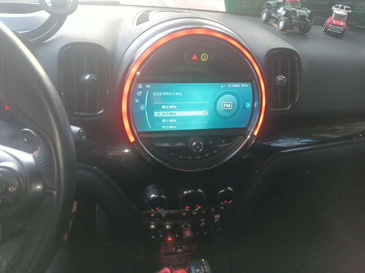 MINI JCM COUNTRYMAN 2018 2.0T JOHN COOPER WORKS ALL-IN — миниатюра 14