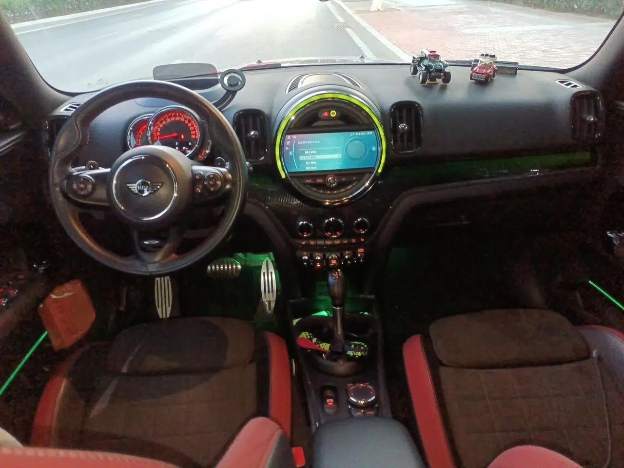 MINI JCM COUNTRYMAN 2018 2.0T JOHN COOPER WORKS ALL-IN — миниатюра 10