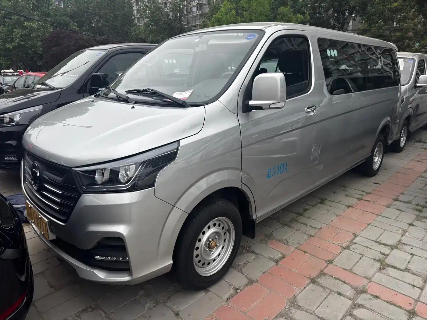 Fengjing G5 2024 2.0L Gasoline Commercial Vehicle Edition with 10 Seats and Window Display (DAN20L) — миниатюра 1