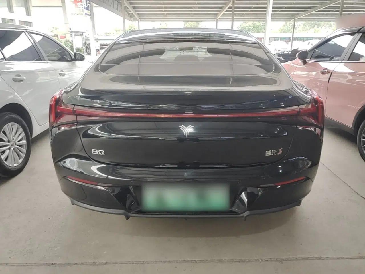NETA S 2024 Pure Electric 520km Rear-Drive Lite Version — миниатюра 5
