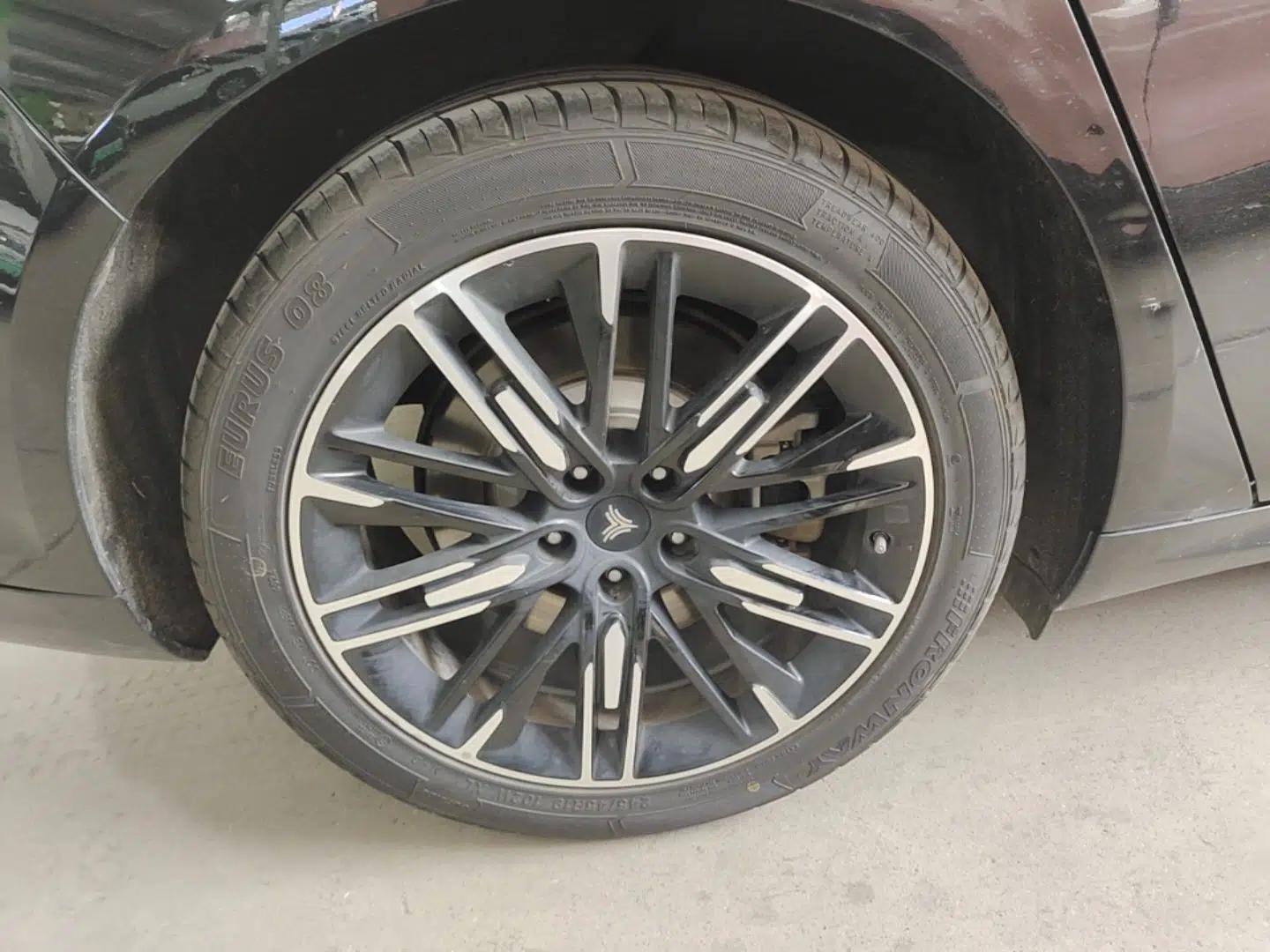 NETA S 2024 Pure Electric 520km Rear-Drive Lite Version — миниатюра 10