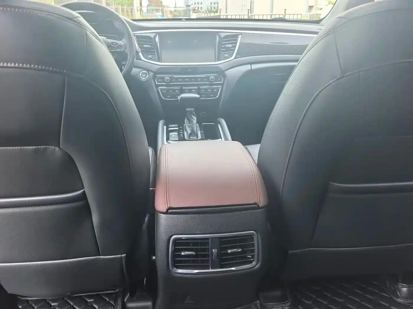 Trumpchi GS7 2019 390T 2WD Luxury Edition — миниатюра 19