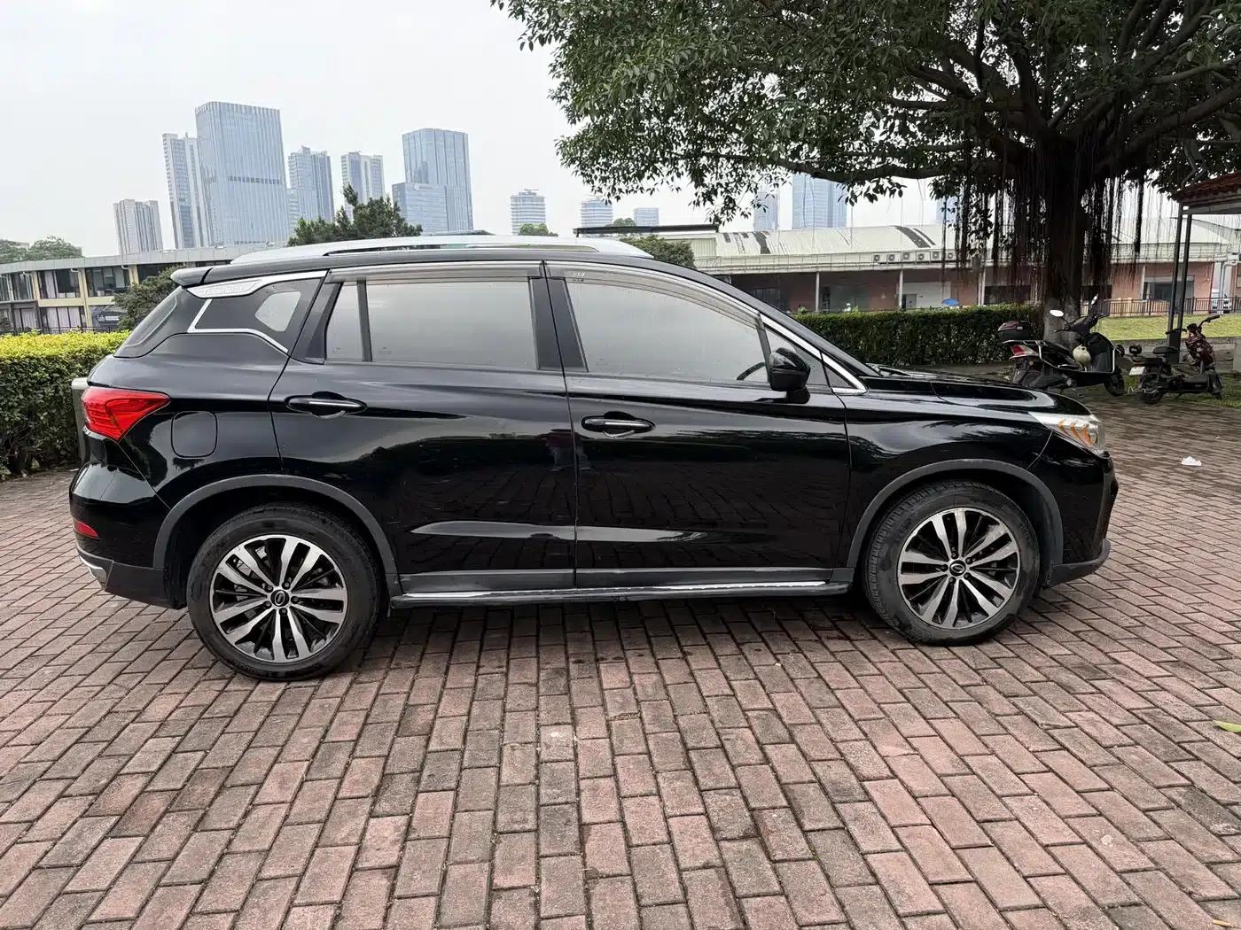 Trumpchi GS4 New Energy 2017 1.5L PHEV Smart Edition — миниатюра 8