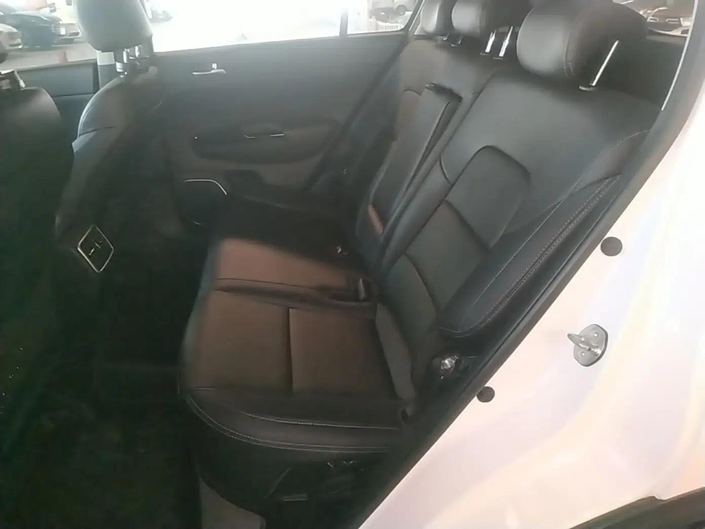 Kia KX5 2016 1.6T Automatic Two-Wheel Drive DLX — миниатюра 20