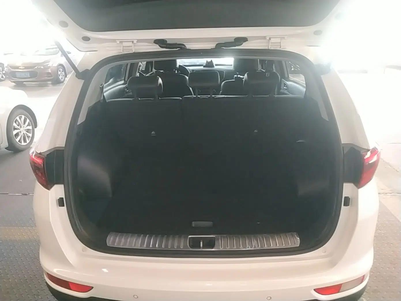 Kia KX5 2016 1.6T Automatic Two-Wheel Drive DLX — миниатюра 22