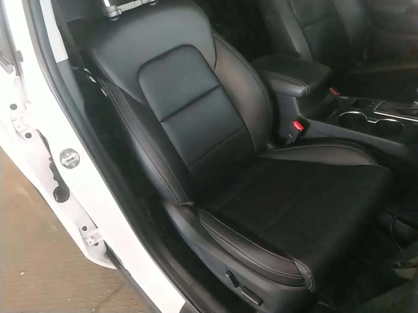Kia KX5 2016 1.6T Automatic Two-Wheel Drive DLX — миниатюра 23
