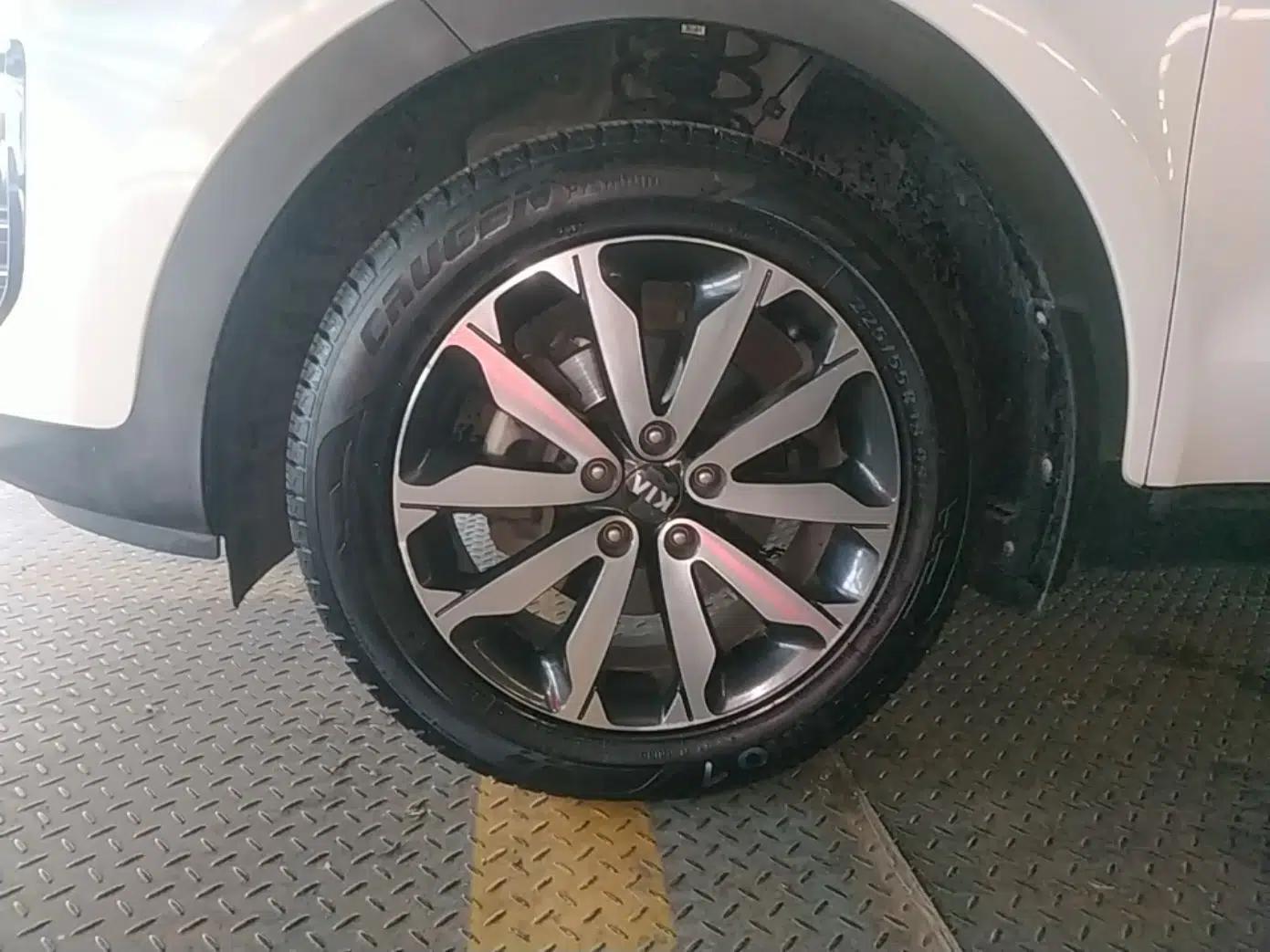 Kia KX5 2016 1.6T Automatic Two-Wheel Drive DLX — миниатюра 8