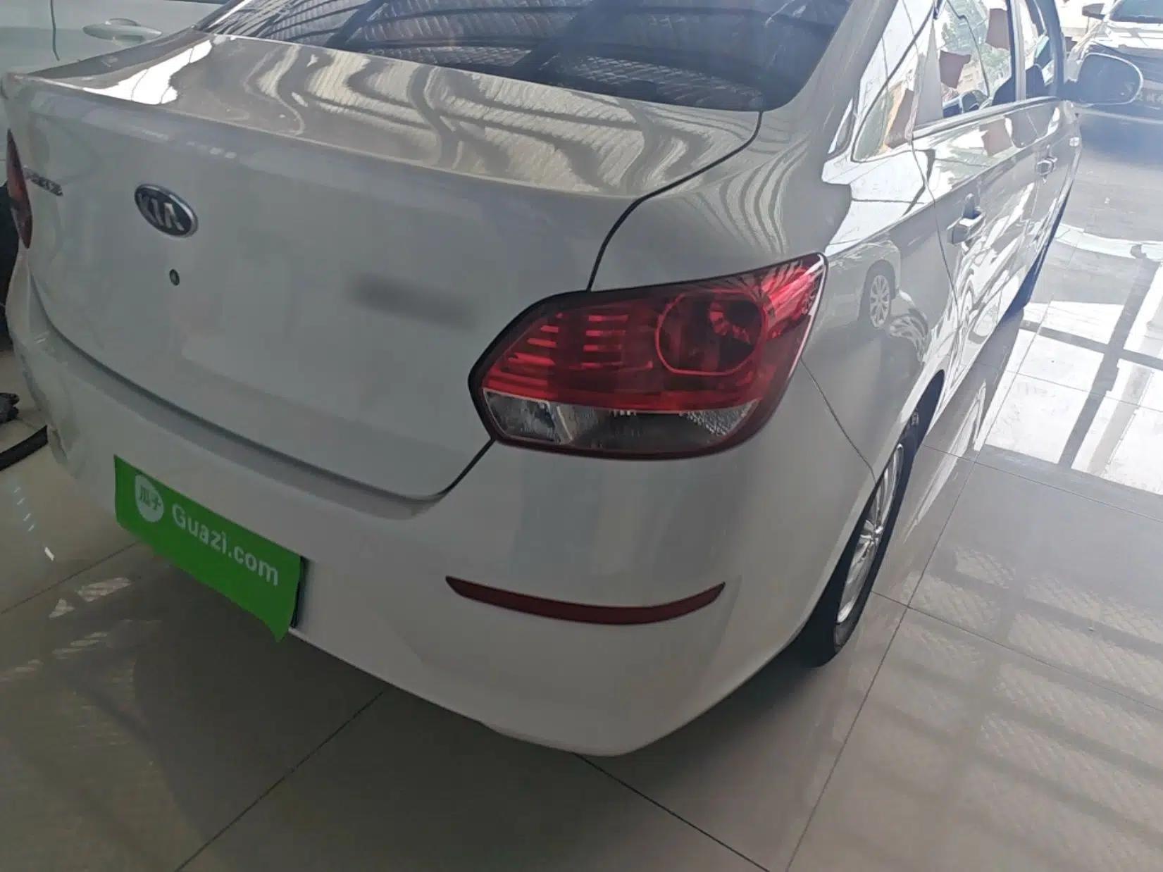 Kia Pegas 2020 Revised Version 1.4L Automatic Comfortable with Sunroof — миниатюра 7