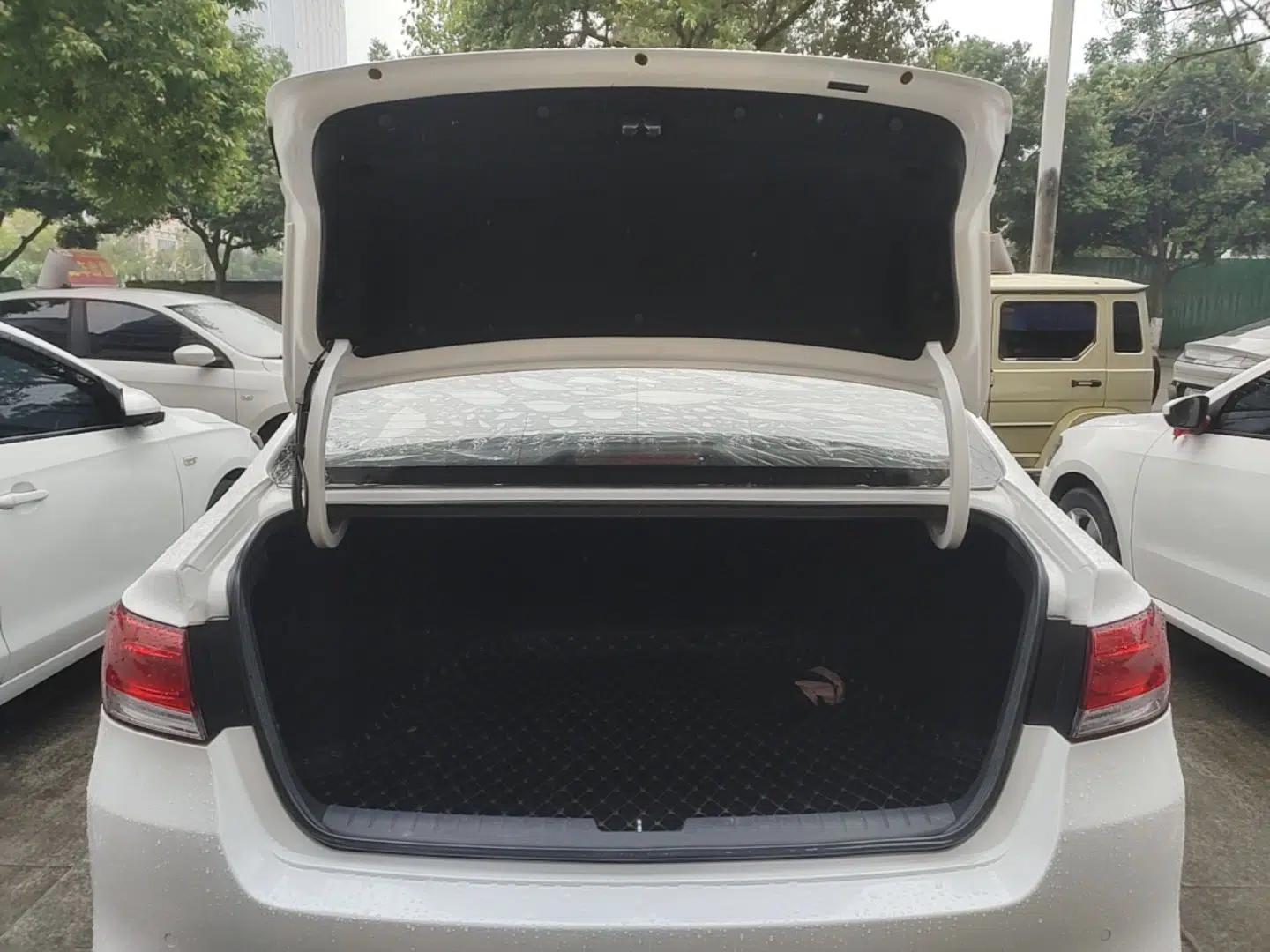 Kia K4 2014 1.8L Automatic GLS — миниатюра 22