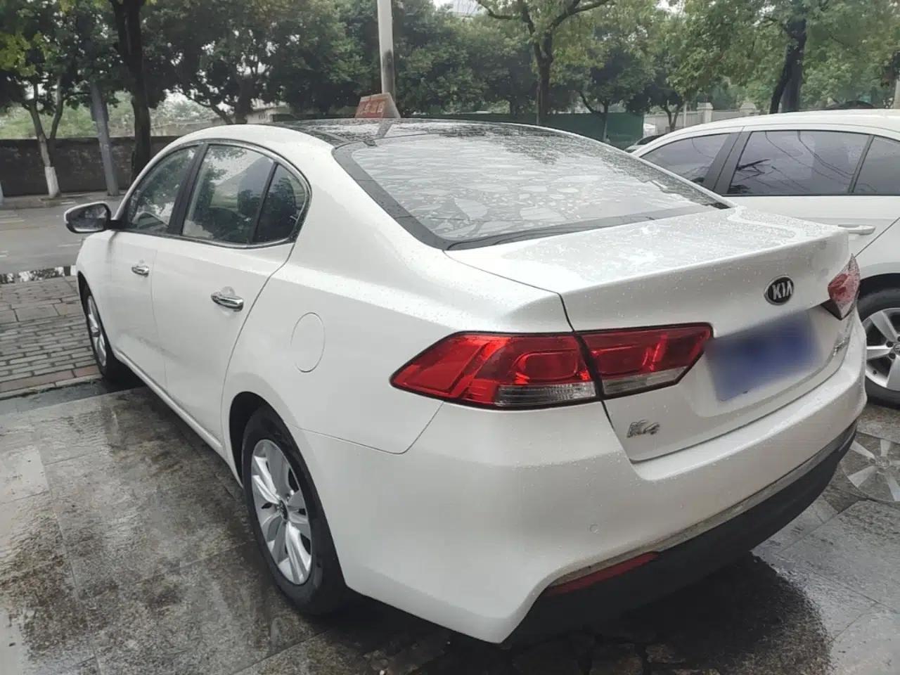 Kia K4 2014 1.8L Automatic GLS — миниатюра 4