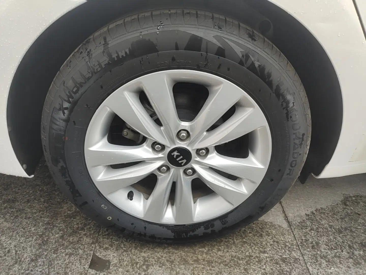 Kia K4 2014 1.8L Automatic GLS — миниатюра 10