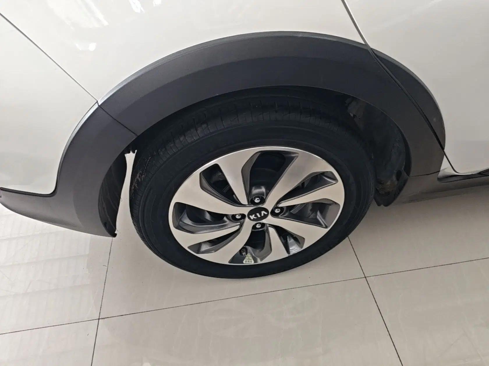 Kia KX Cross 2017 1.4L AT GLS — миниатюра 10