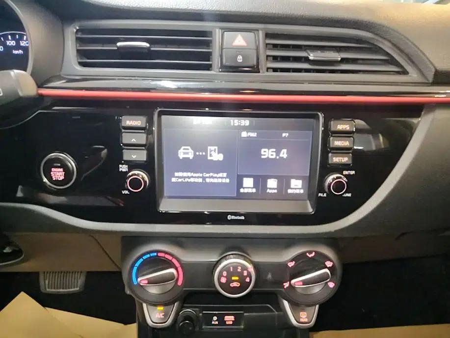 Kia KX Cross 2017 1.4L AT GLS — миниатюра 16