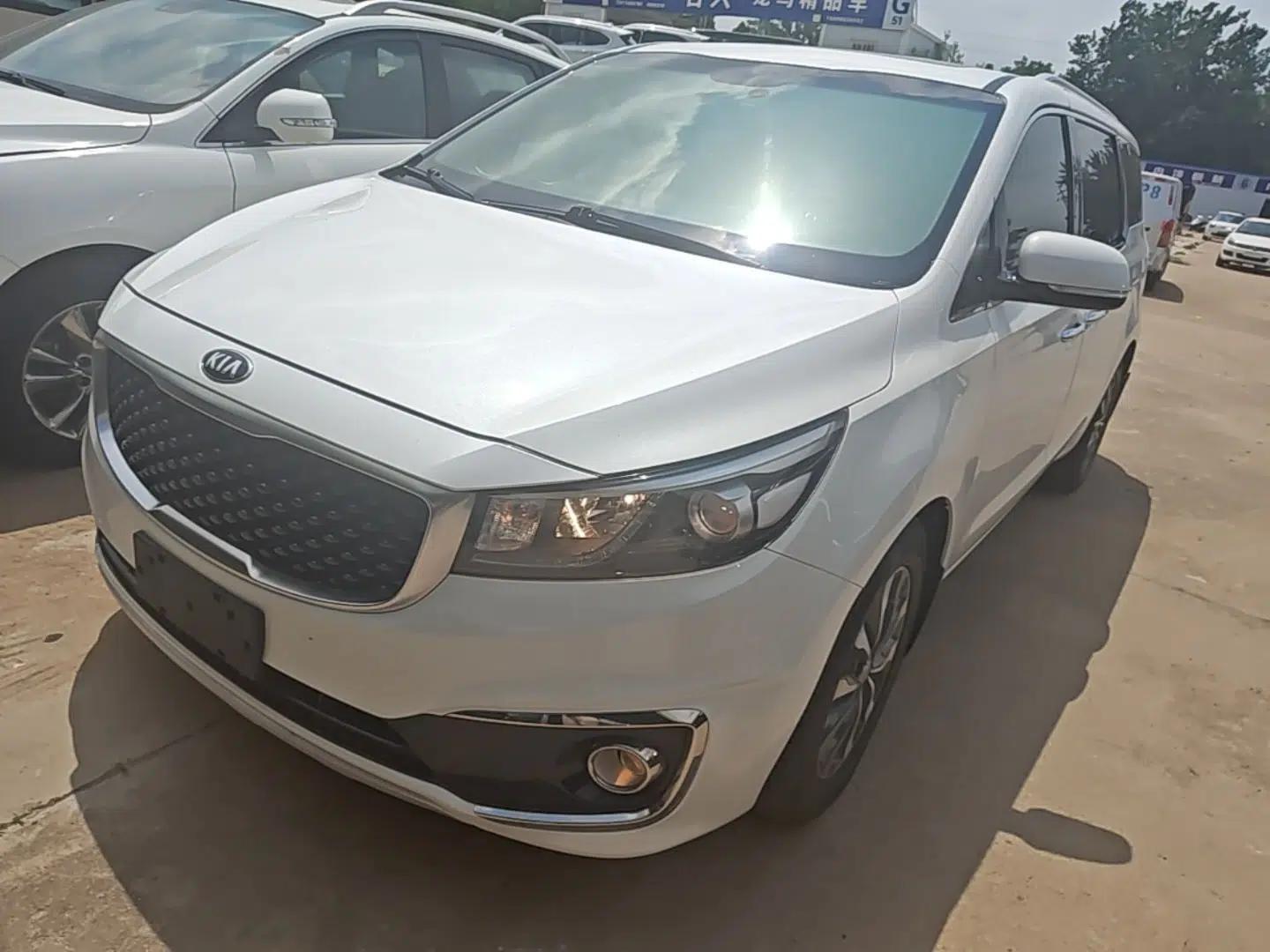 Kia Carnival 2015 3.3 GDI Luxury Edition China V Standard — миниатюра 1