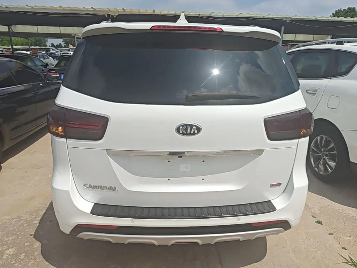 Kia Carnival 2015 3.3 GDI Luxury Edition China V Standard — миниатюра 3
