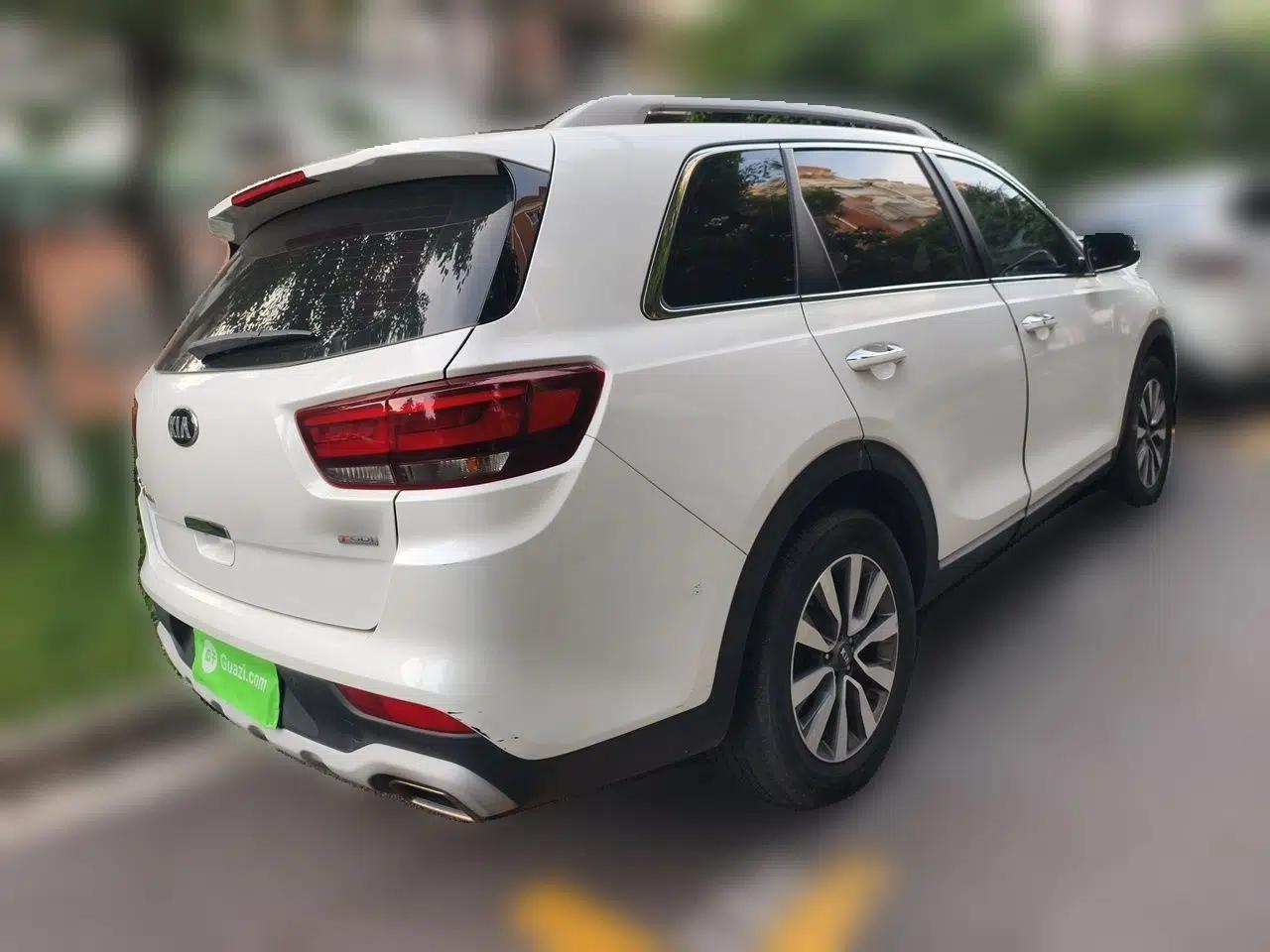 Kia KX7 2017 2.0T Automatic Two-Wheel Drive GLS 7-Seater — миниатюра 6