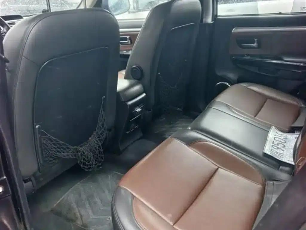 Haval H5 Classic 2016 Classic Edition 2.0T Manual 4WD Premium — миниатюра 6