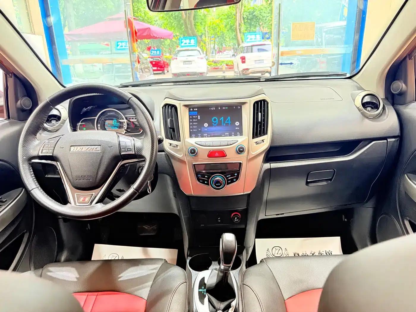 Haval H1 2016 Red Label 1.5L AMT Luxury — миниатюра 7