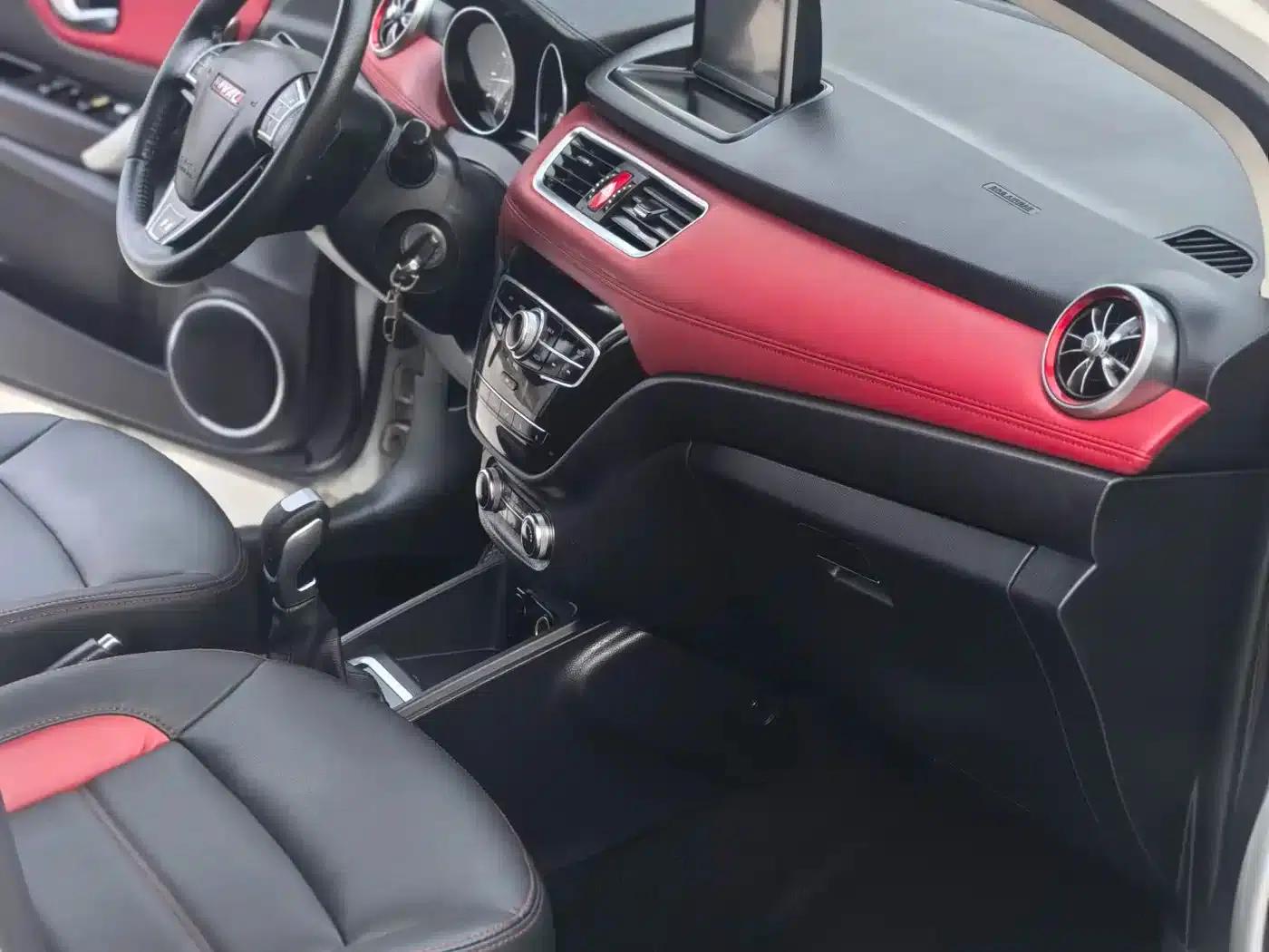 Haval H1 2015 1.5L AMT Luxury Edition — миниатюра 12