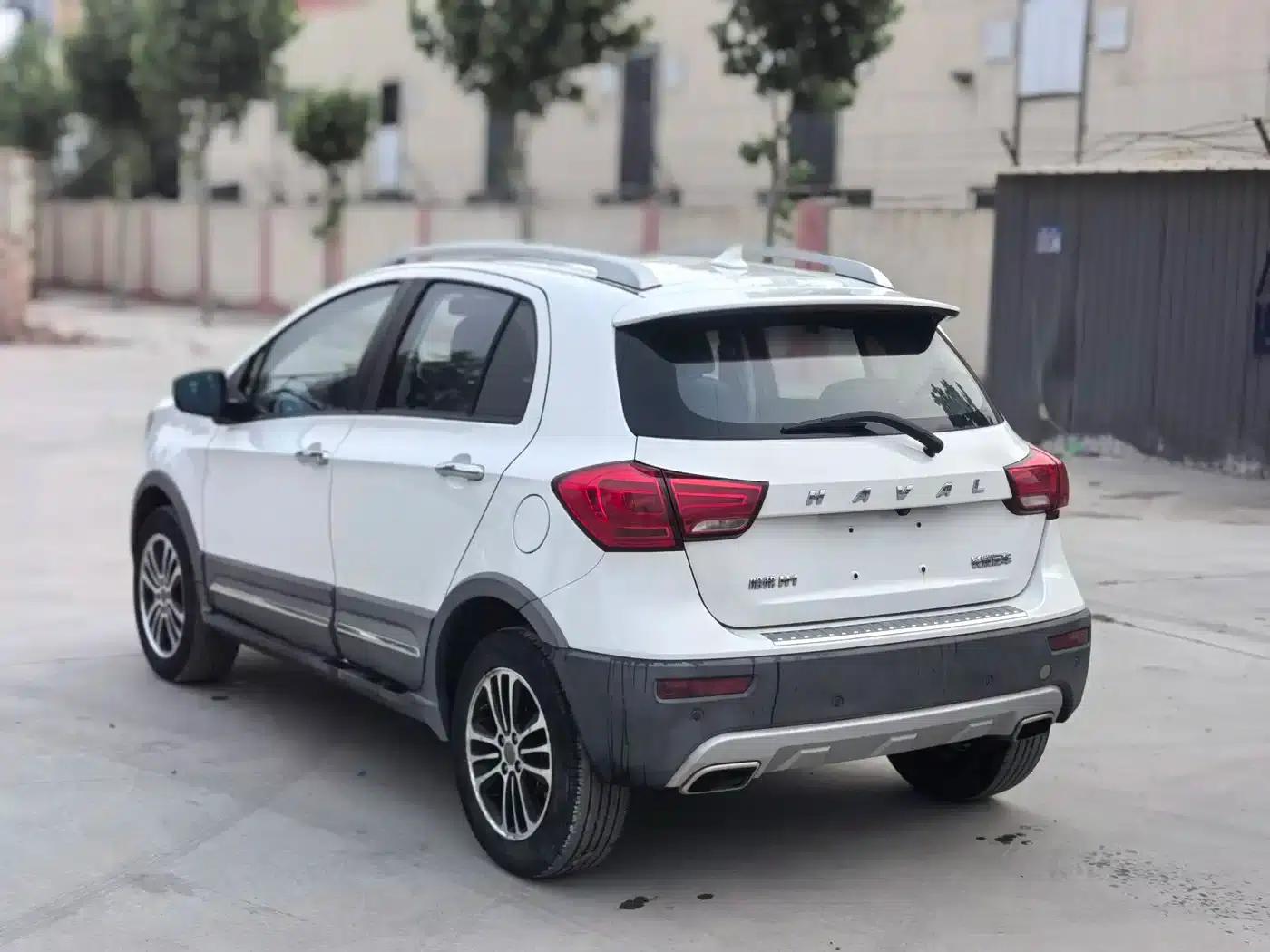 Haval H1 2015 1.5L AMT Luxury Edition — миниатюра 4