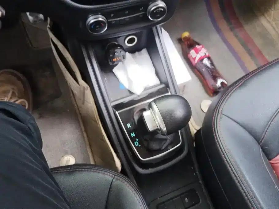 Haval H1 2016 Facelift Blue Label 1.5L AMT Luxury — миниатюра 13