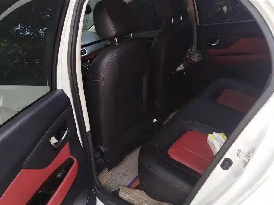 Haval H1 2016 Facelift Blue Label 1.5L AMT Luxury — миниатюра 8