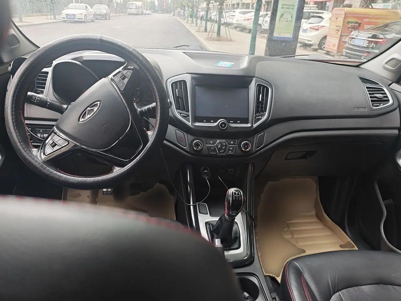 Chery Tiggo 5 2015 2.0L Manual Jia Yue Edition — миниатюра 10