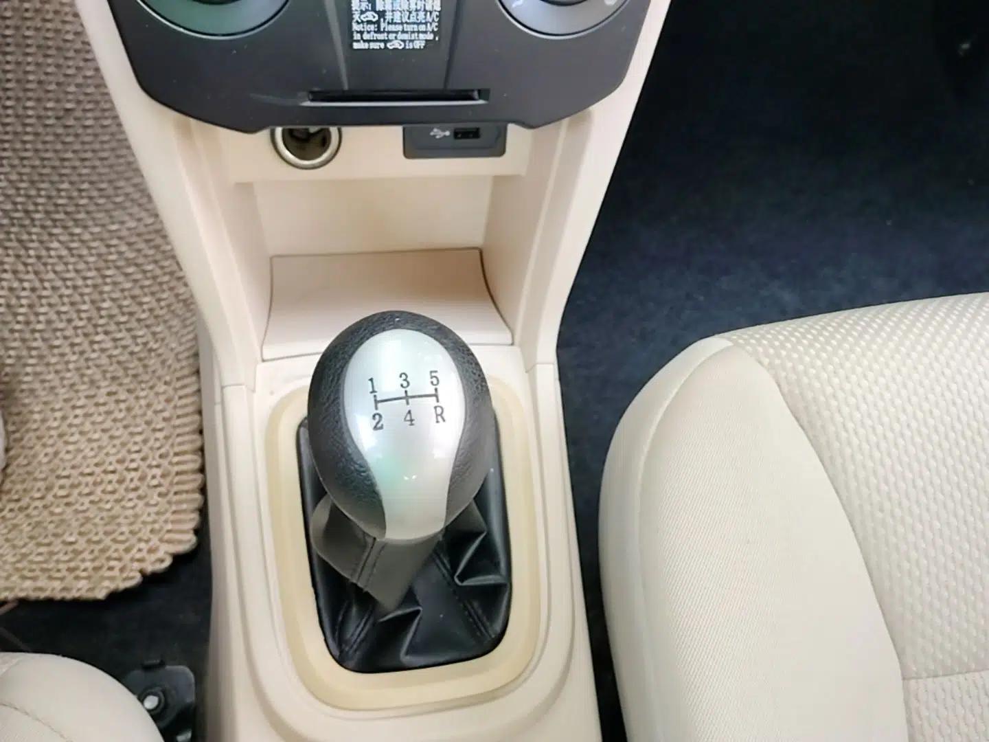 Chery Fengyun 2 2015 1.5L Manual New Edition — миниатюра 16