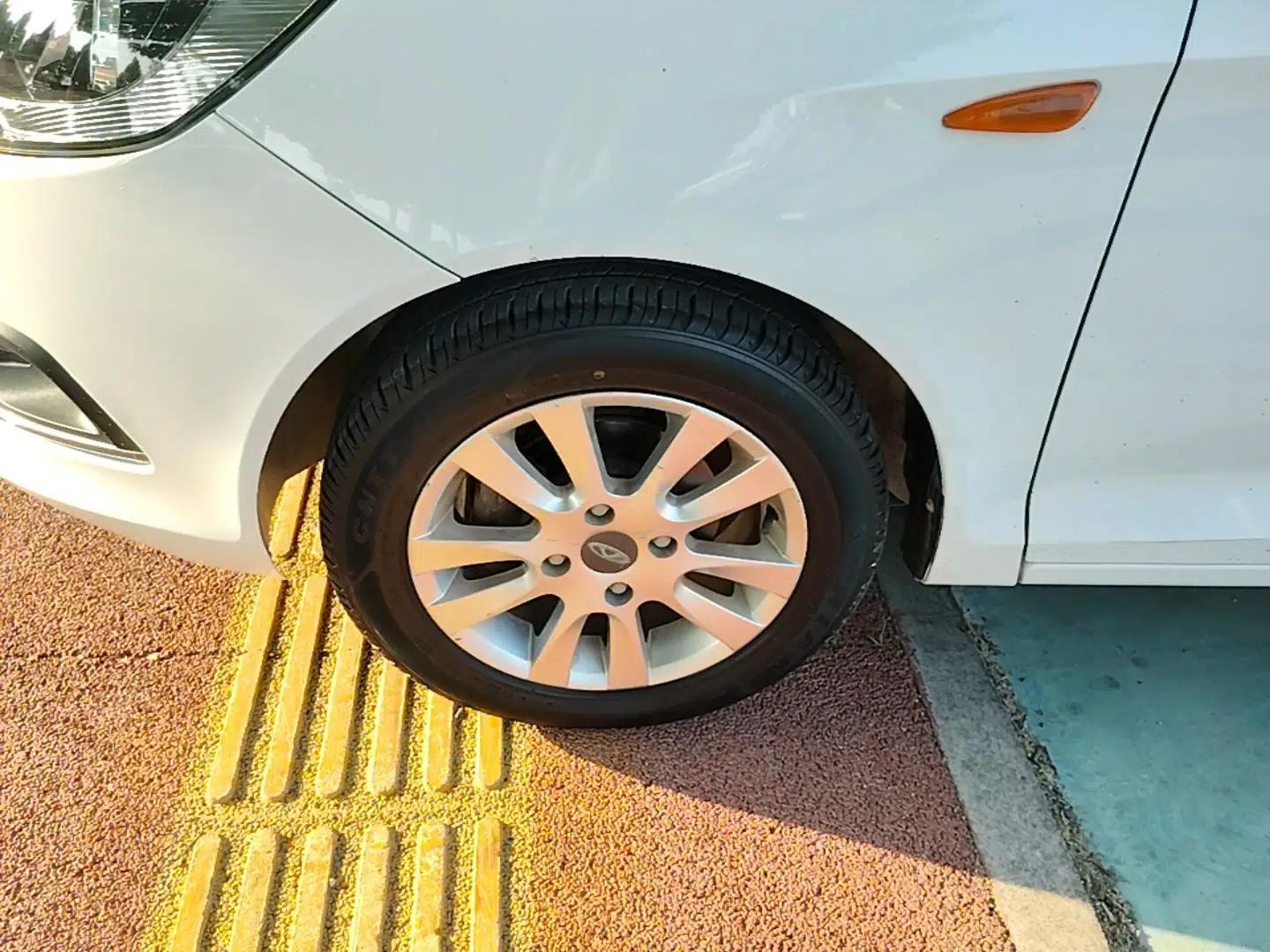 Chery Fengyun 2 2015 1.5L Manual New Edition — миниатюра 9