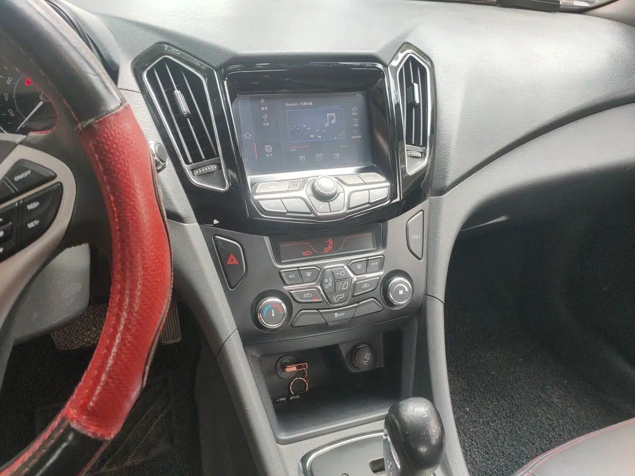 Chery Arrizo 7 2016 1.6L CVT ZhiShang Edition — миниатюра 14