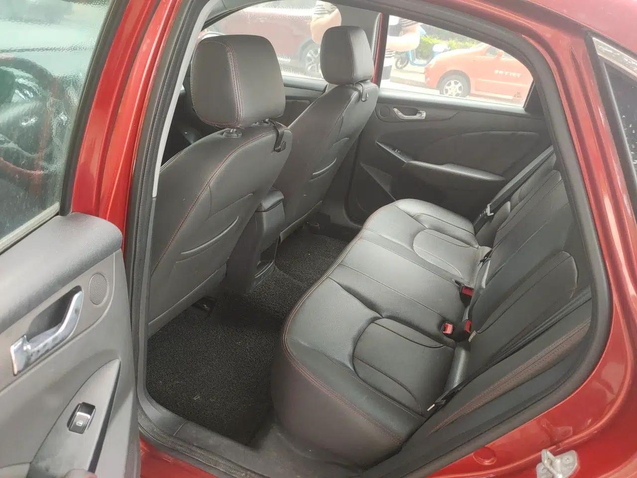 Chery Arrizo 7 2016 1.6L CVT ZhiShang Edition — миниатюра 18