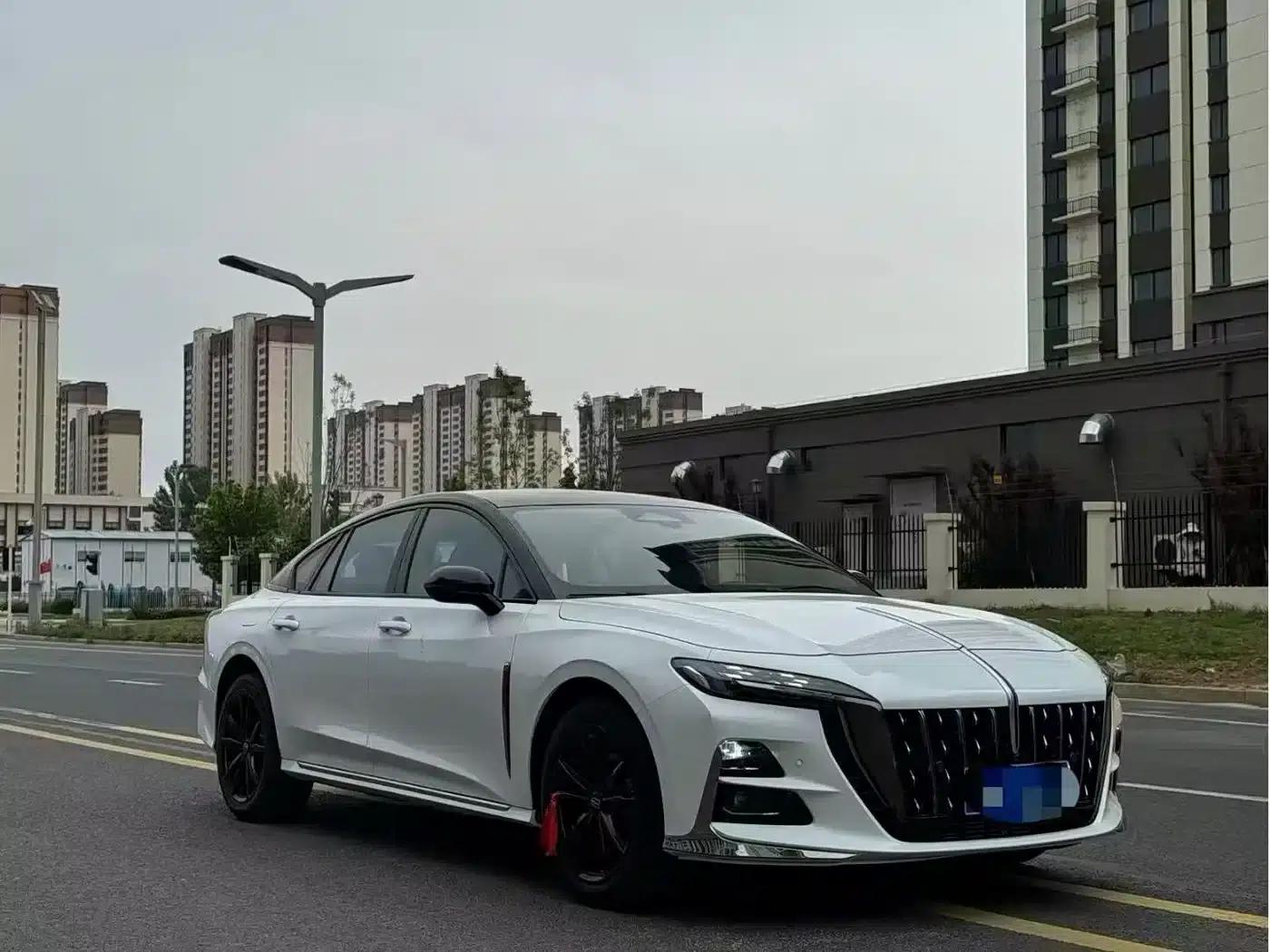Hongqi H6 2025 2.0T Premium Edition — миниатюра 3