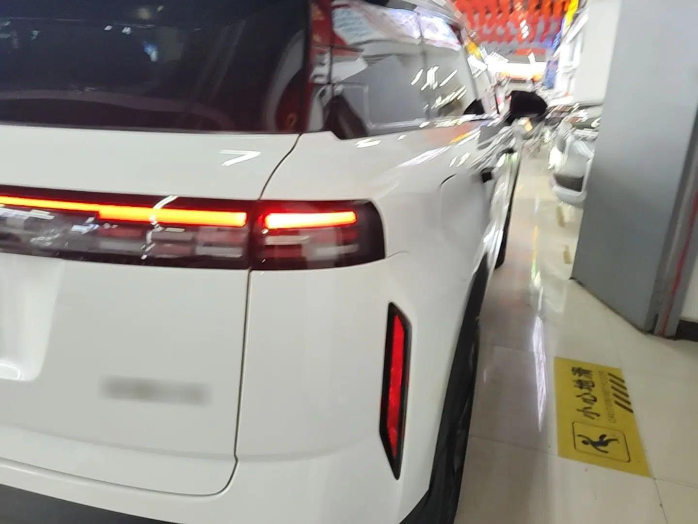Chery Explore 06 C-DM 2024 Luxury Model — миниатюра 7