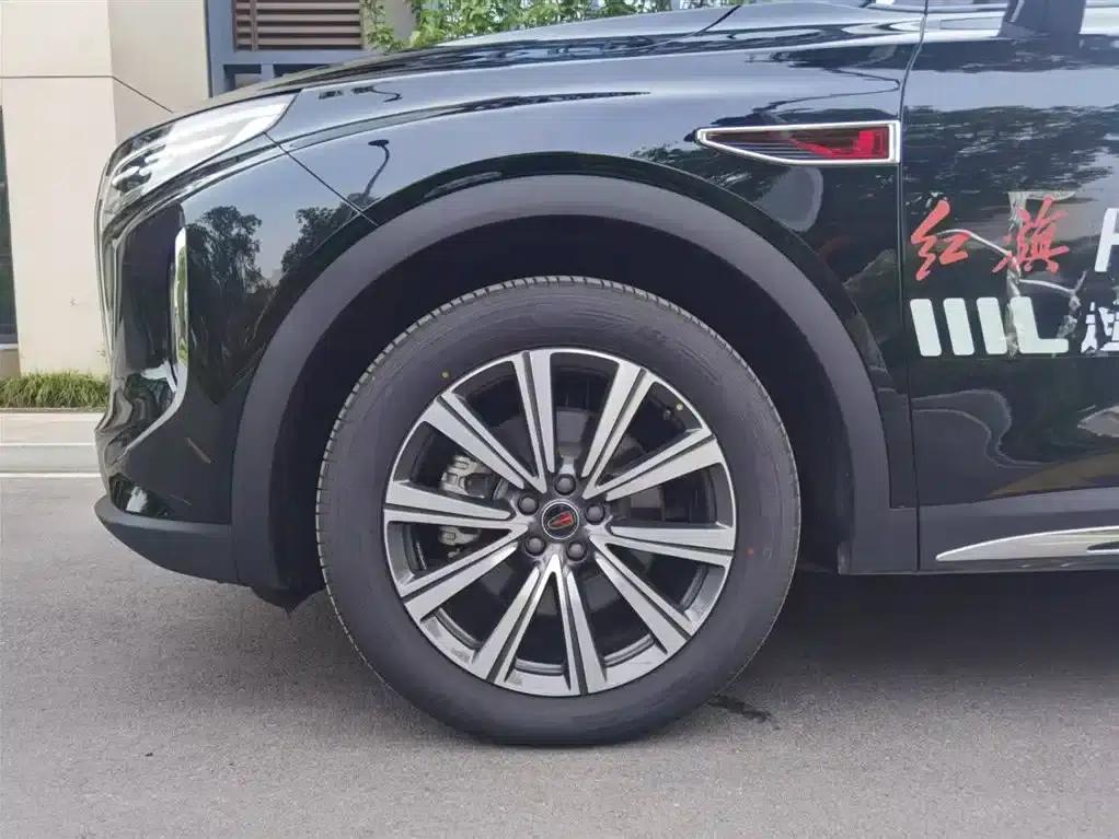 Hongqi HS7 PHEV 2025 2.0T PHEV AWD 2 Millionth Unit Commemorative Edition, 6 Seats — миниатюра 4