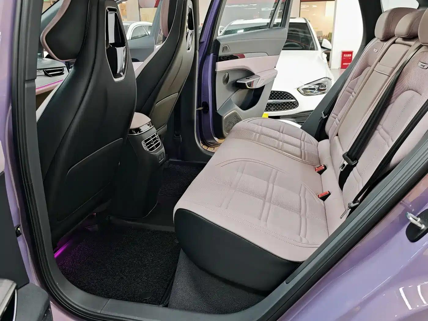 Hongqi Tiangong 08 2025 680 Ultra 4WD Edition — миниатюра 11