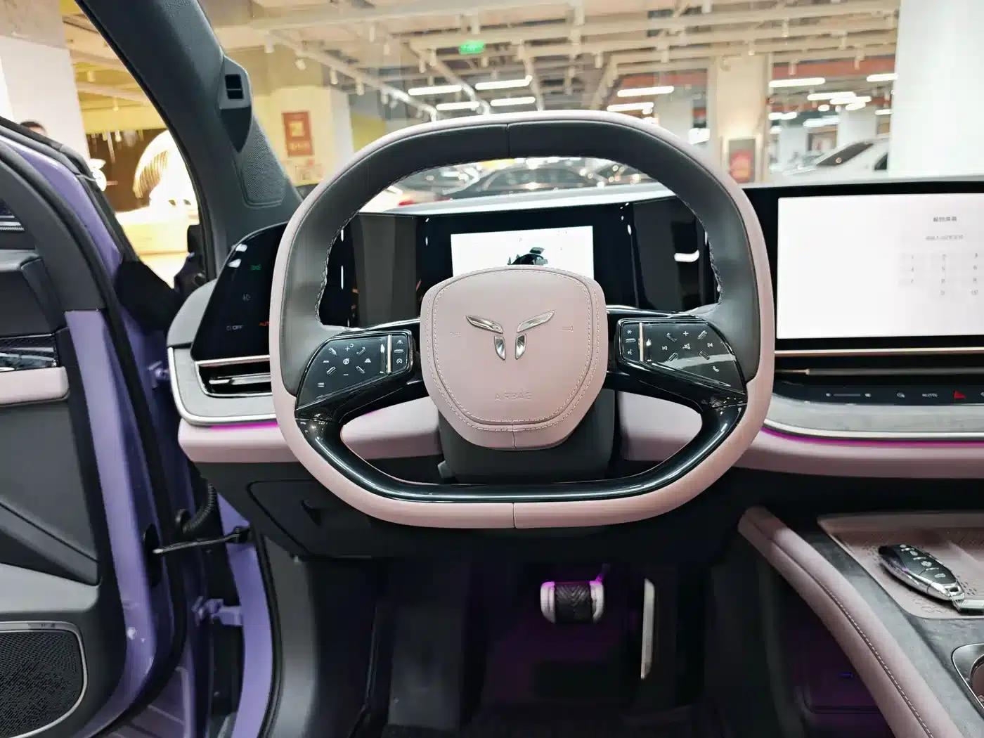 Hongqi Tiangong 08 2025 680 Ultra 4WD Edition — миниатюра 6