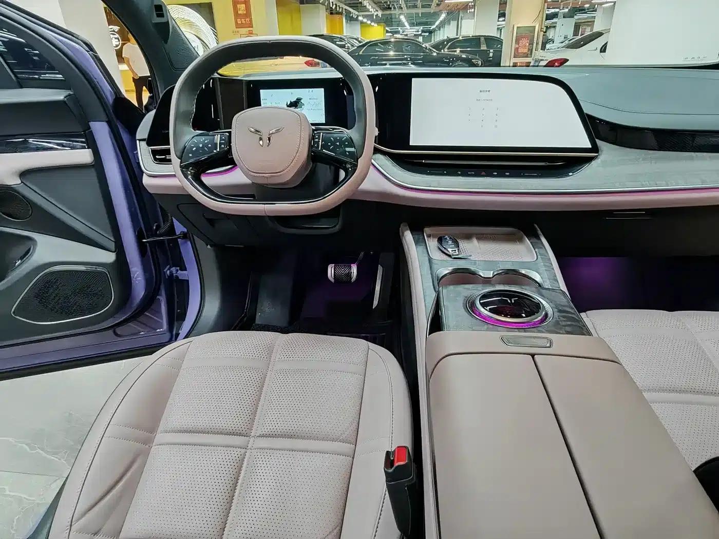 Hongqi Tiangong 08 2025 680 Ultra 4WD Edition — миниатюра 9