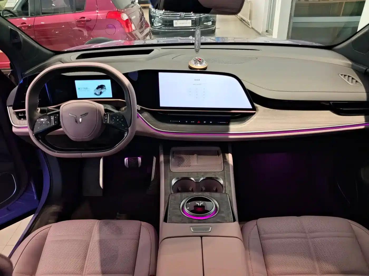Hongqi Tiangong 08 2025 680 Ultra 4WD Edition — миниатюра 7