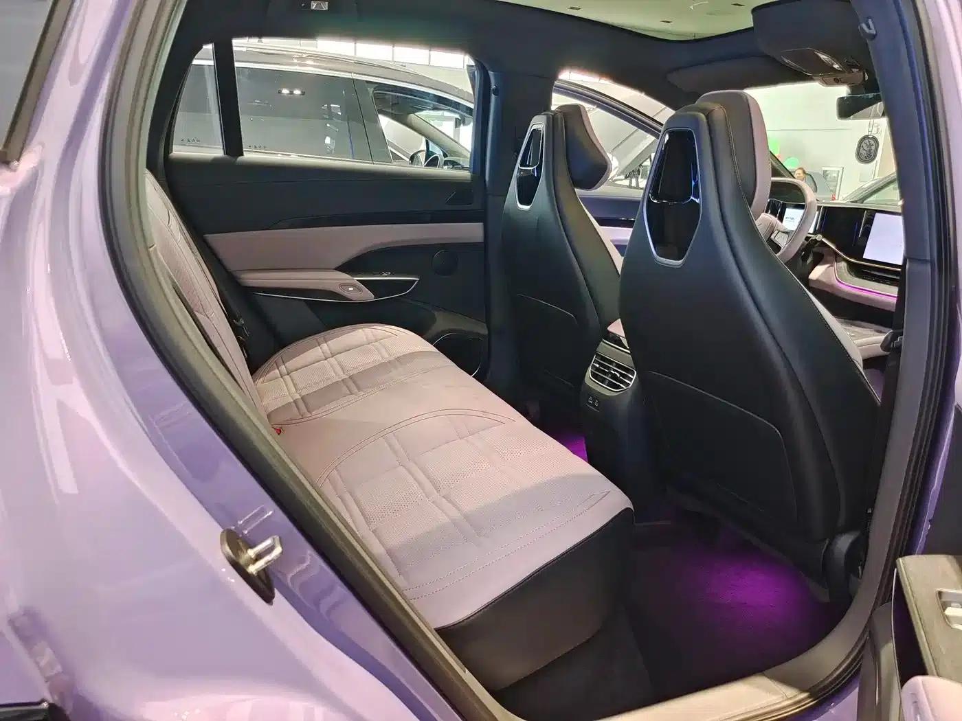 Hongqi Tiangong 08 2025 680 Ultra 4WD Edition — миниатюра 9