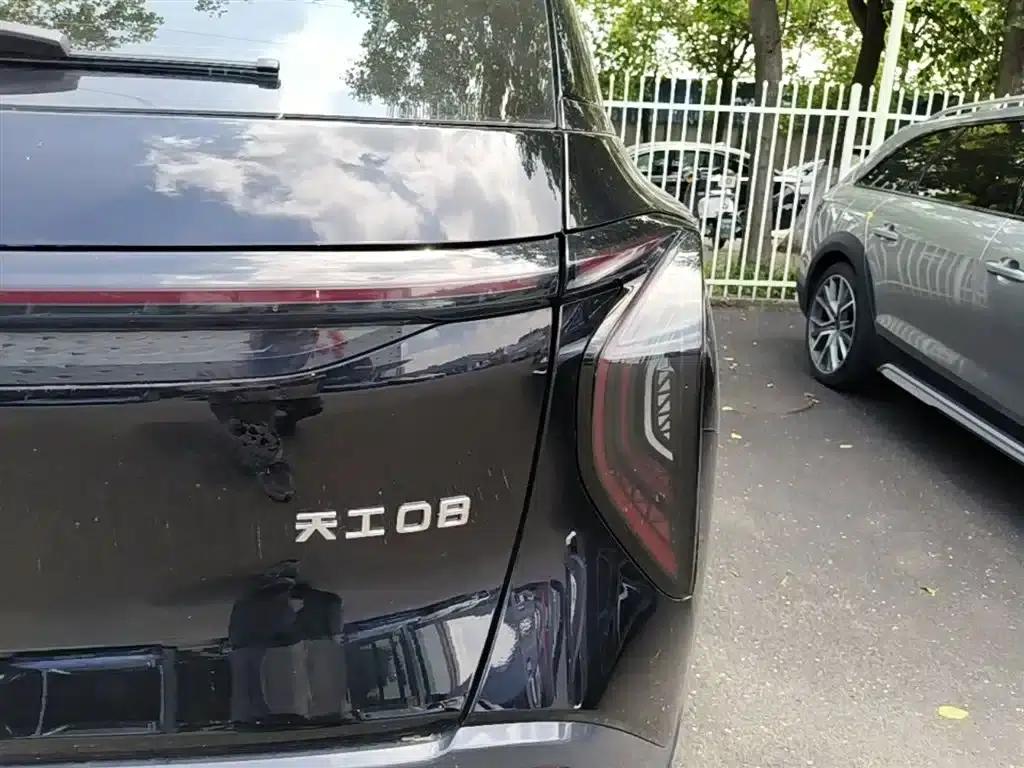 Hongqi Tiangong 08 2025 680 Ultra 4WD Edition — миниатюра 8