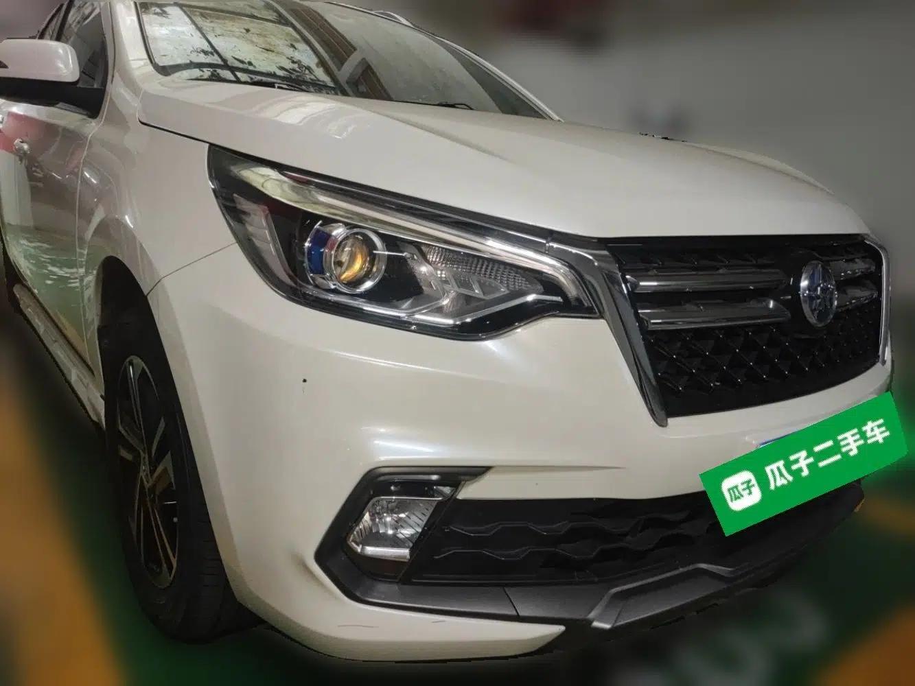 Venucia T70 2018 2.0L CVT Smart Enjoyment Version — миниатюра 3
