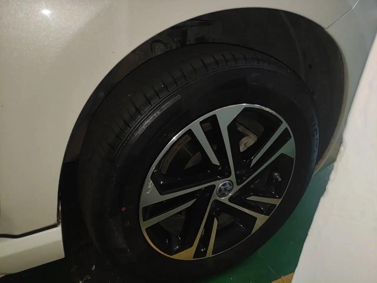 Venucia T70 2018 2.0L CVT Smart Enjoyment Version — миниатюра 8
