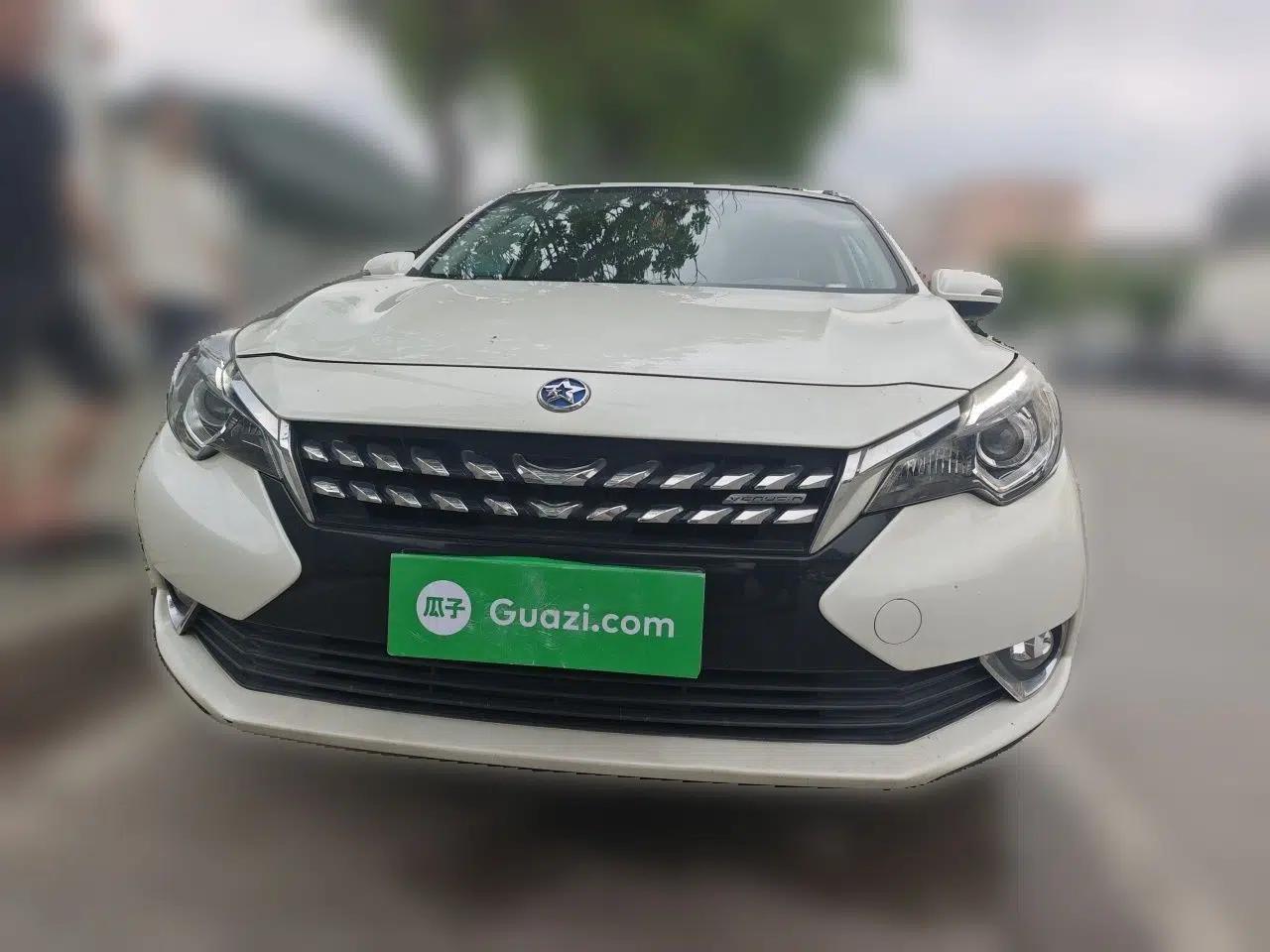 Venucia T90 2017 2.0L CVT Smart Edition — миниатюра 2